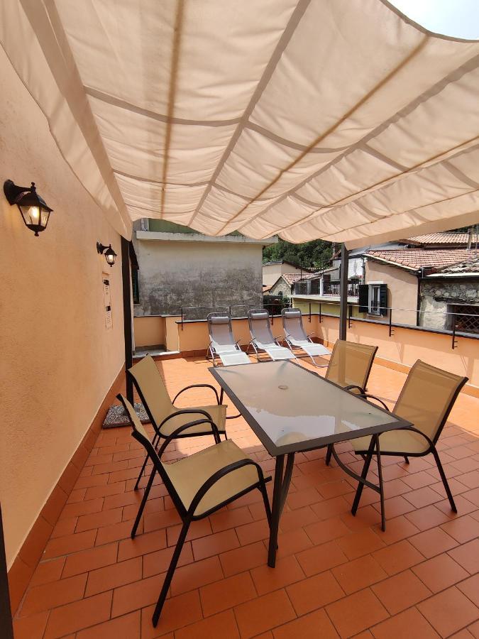 Appartamento Modern Flat With Panoramic Terrace In Zuccarello Esterno foto