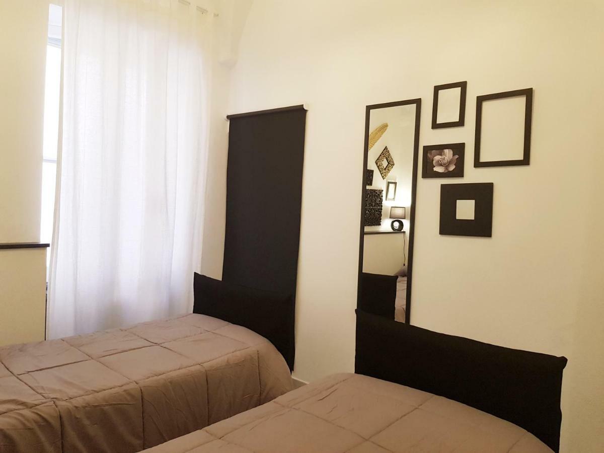 Appartamento Modern Flat With Panoramic Terrace In Zuccarello Esterno foto